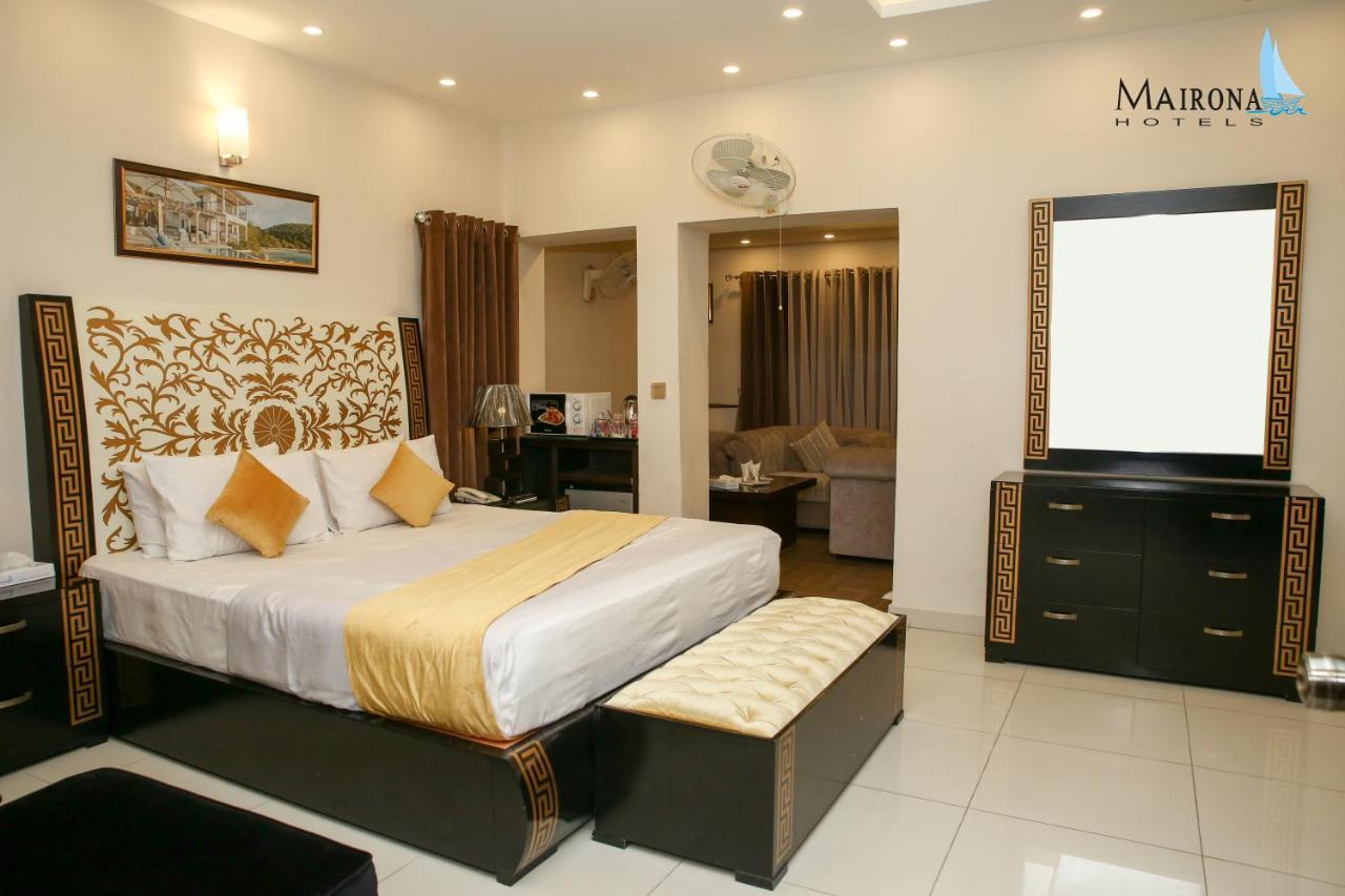 Hotel Mairona Gulberg Lahore Exterior photo